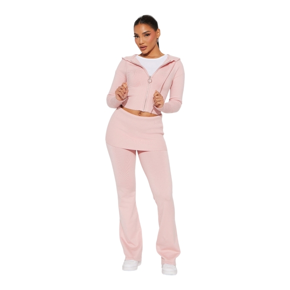 Sweater Pant Set - Pink Size Large - Picture 3 of 12